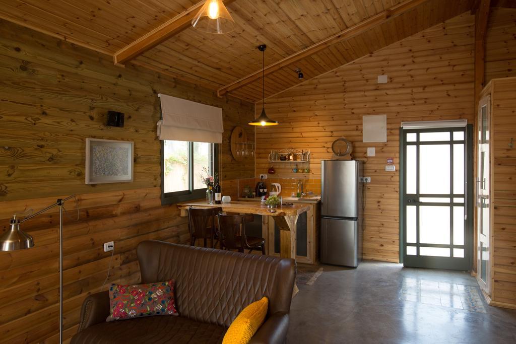 Assaf Boutique Winery & Cabins Kidmat Tsvi Exterior photo